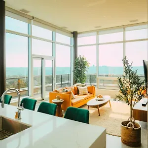  Apartment New - Luxury 2br Penthouse In Canada